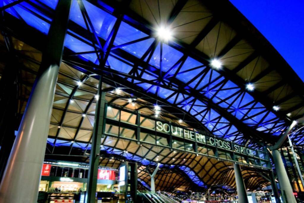 Melbourne Docklands Riverside Views Exterior foto