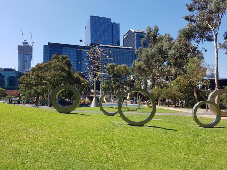 Melbourne Docklands Riverside Views Exterior foto